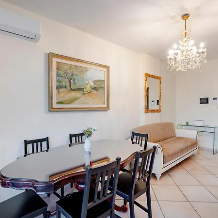 Rosato 14-balcone Sul Mare *